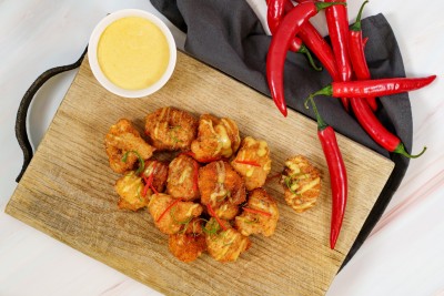 Tempura bloemkool met vadouvan mayonaise