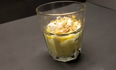 Panna cotta van groene thee